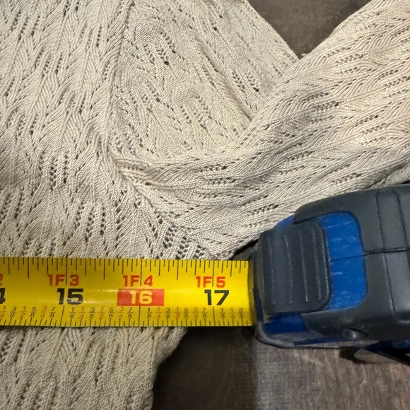 EMANUEL UNGARO Beige Button-Up Silk Cardigan Size M Classic Timeless Elegant - Picture 12 of 13